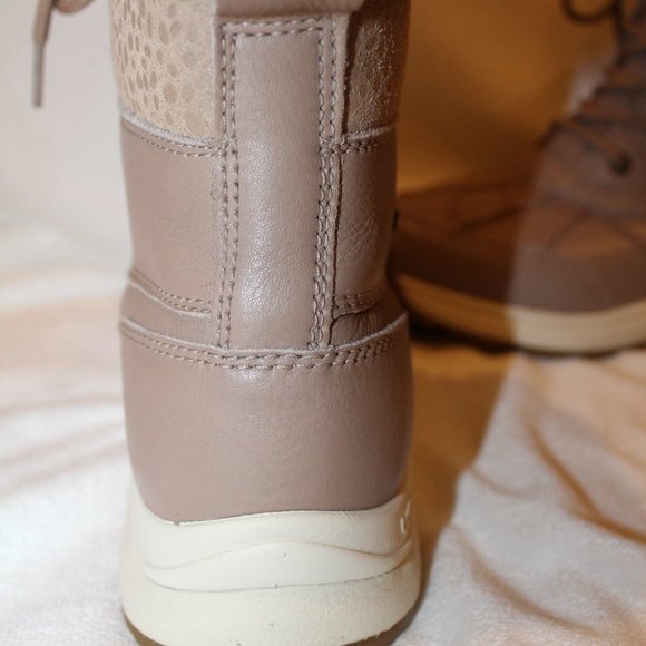 NEW ADIRONDACK III WOMEN'S WINTER SNOW LEATHER SHEARLING BOOTS TAN - Picture 9 of 12